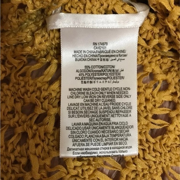 NEW BCBGMAXAZRIA Crochet Golden Sweater Size Small - Picture 7 of 11